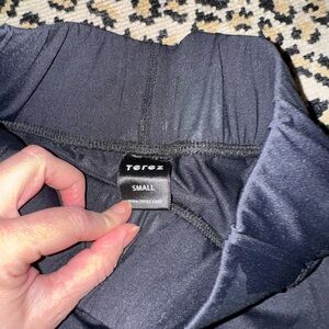 Terez black star leggings- check out my closet!